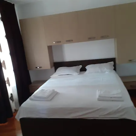Apartment Amedeea 2